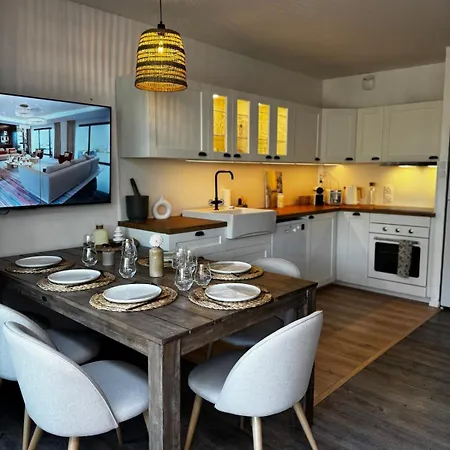 Feriehus Les Restanques 3 Bedroom Leona *