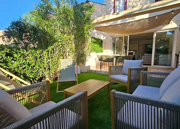 Les Restanques 3 Bedroom Leona 格里莫