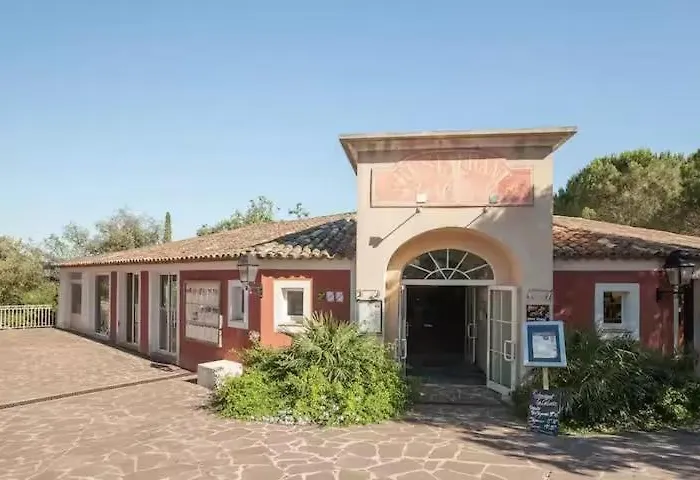 Les Restanques 3 Bedroom Leona * Grimaud