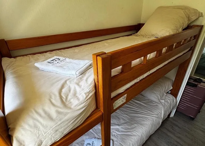 Les Restanques 3 Bedroom Leona 度假居 *