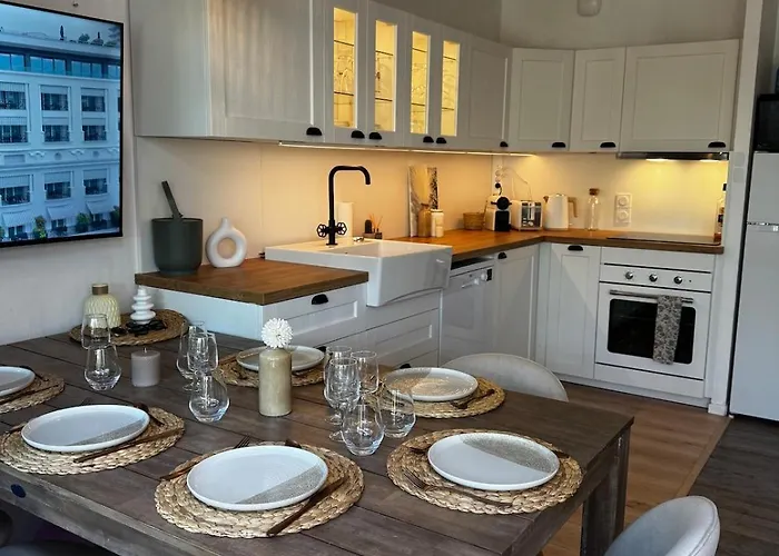 Les Restanques 3 Bedroom Leona * Grimaud